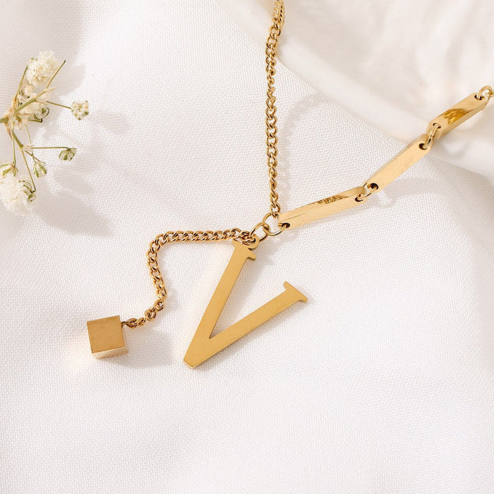 MILENA™ | COLLAR LETRA